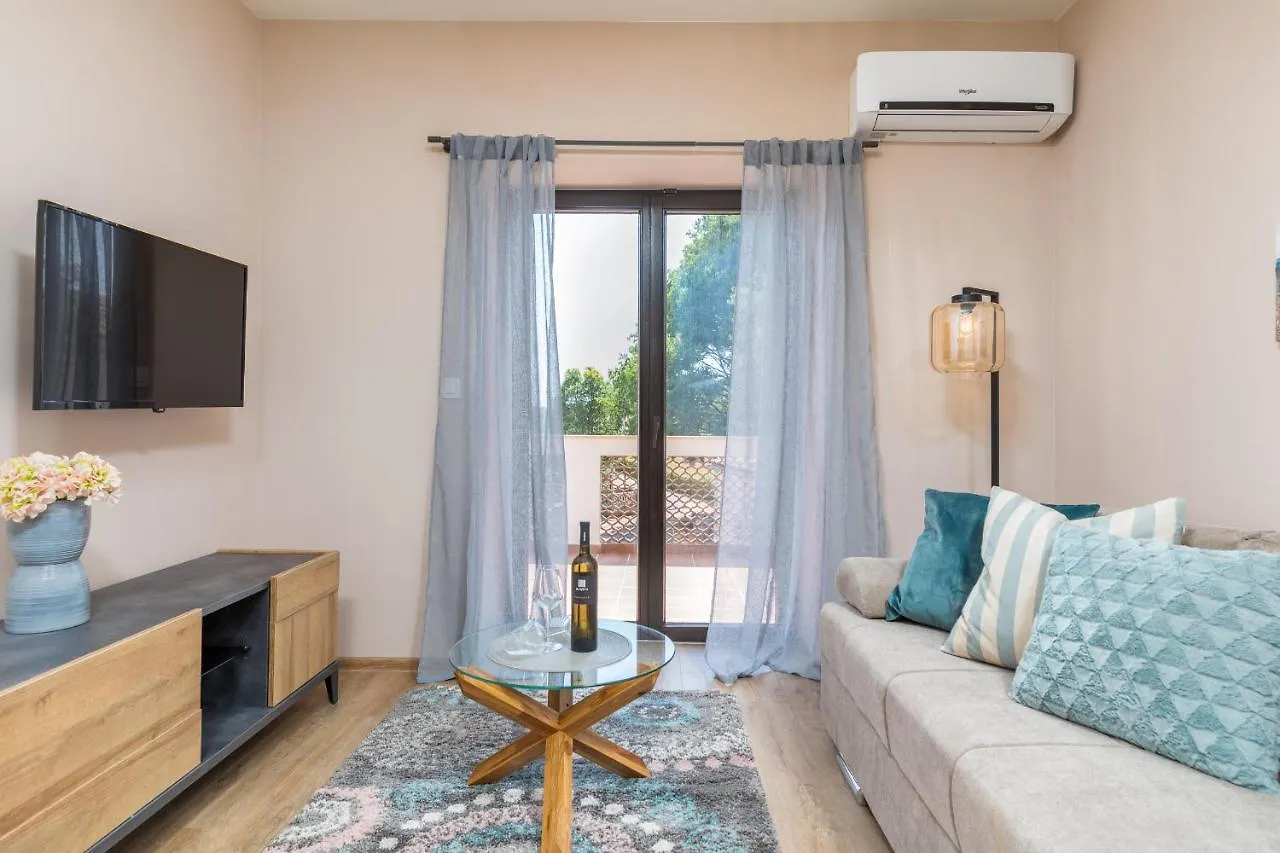 Wine House Apartments & Rooms Marceta Croatia
