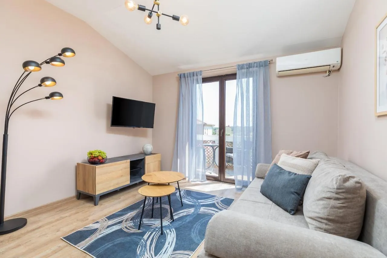Wine House Apartments & Rooms Marceta