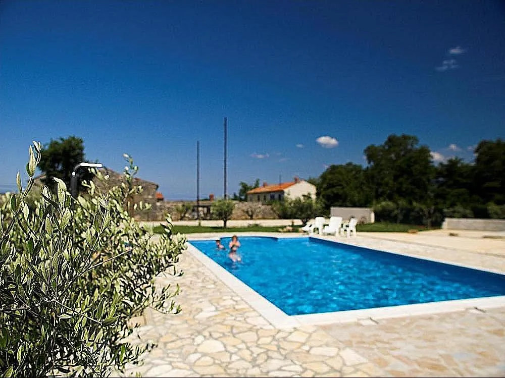 פאז'אנה Wine House Apartments & Rooms Marceta